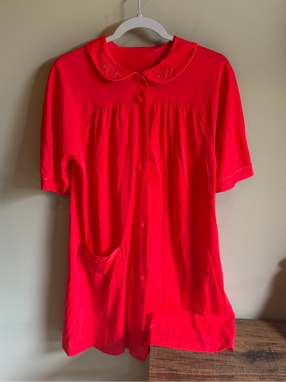 Vintage Lorraine Gown Housecoat Small Red